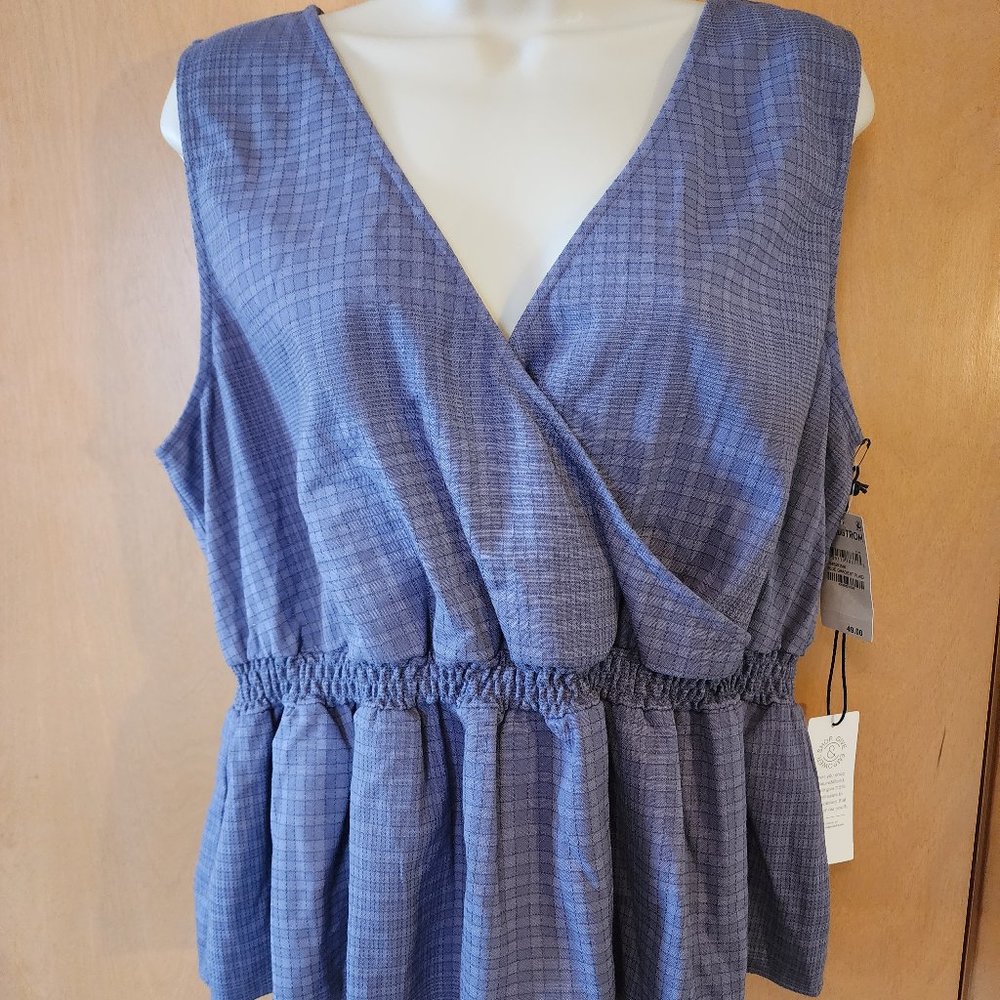 Treasure & Bond Blouse - New with Tags - Size XL